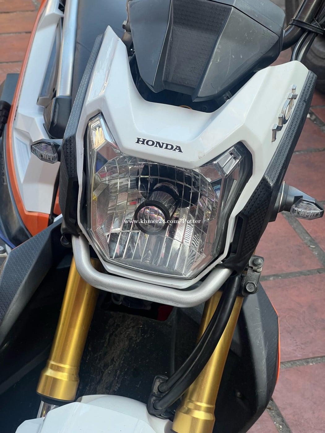 Honda Zoomer X 2017 ម៉ូតូស្អាត ប្រើធន់ ផែនសំណុំ