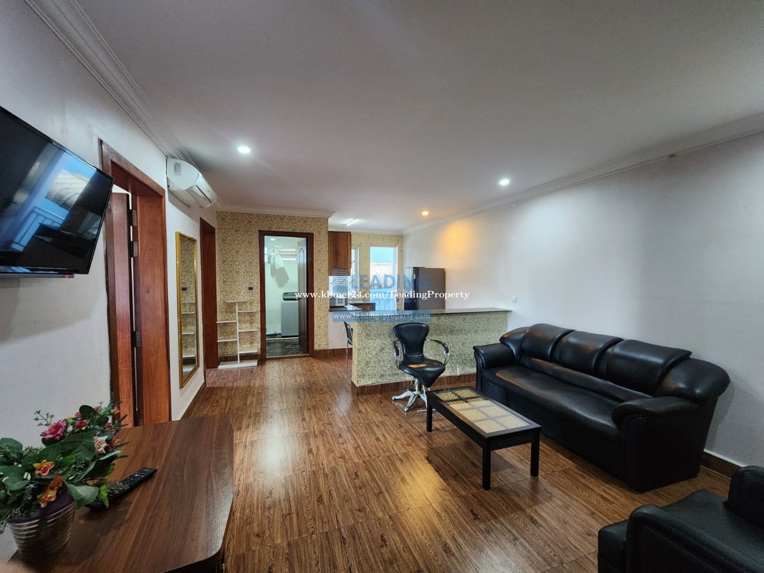 N687 | Nice Fully Furnished 2 Bedrooms Apartment For Rent with Car Parking