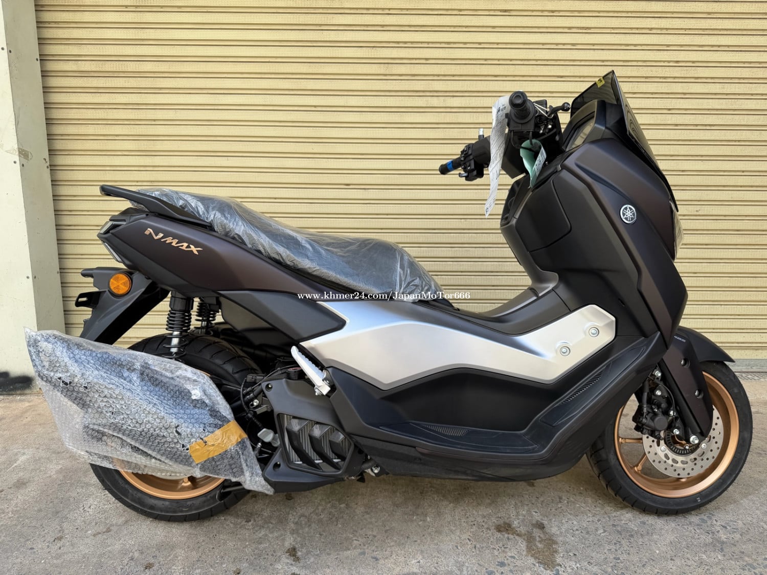 NEW 2025 YAMAHA NMAX 155 FROM JAPAN