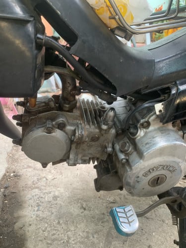 ម៉ូតូលក់