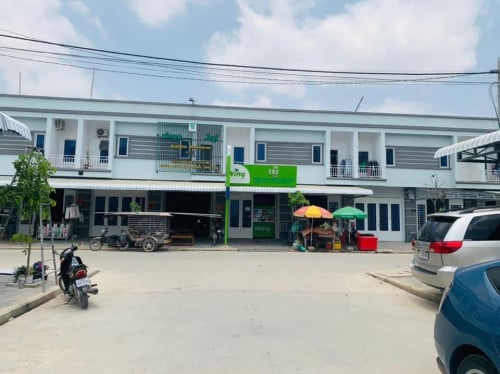 រង្វង់មូលគួរស្រូវ បុរីរតនៈភ្នំពេញ
