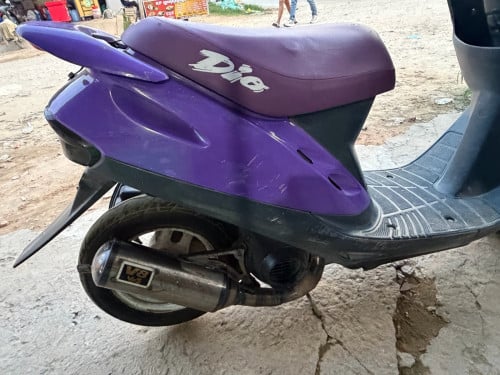 ម៉ូតូលក់ ពណ៌ខ្មៅតែ បាញ់ពណ៌ លេងសុីម៉ាង បូម ស្តុបមុខក្រោយ ម៉ូតូកូនជិតទៅរៀន ជិះផ្ទះ ម៉ាសុីន នៅស្អាត