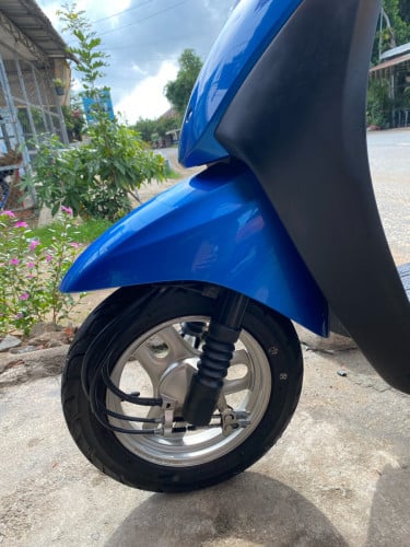 ម៉ូតូលក់ថ្មីប្រើរប៊ិច