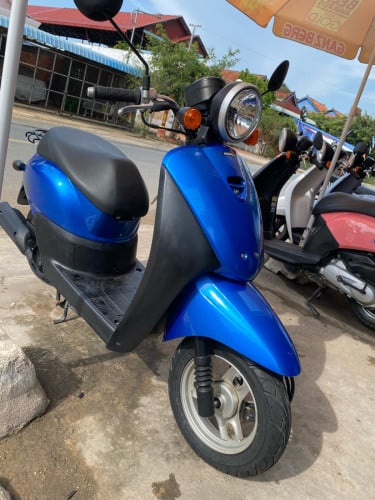 ម៉ូតូលក់ថ្មីប្រើរប៊ិច