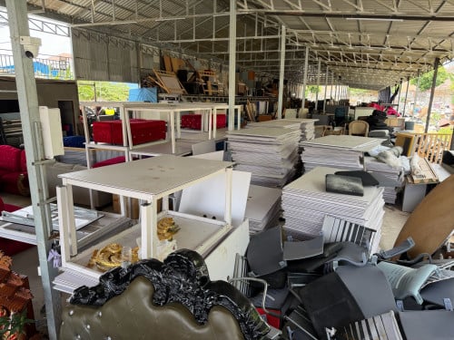 មានរាប់ពាន់