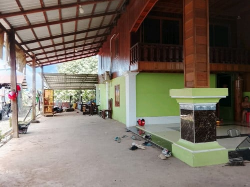 ដីផ្ទះលក់ មានទីតាំងល្អ ជាប់មាត់ទន្លេ ក្នុងក្រុងស្ទឹងត្រែង តម្លៃ ១០ ០០០០ $ ចរចារ