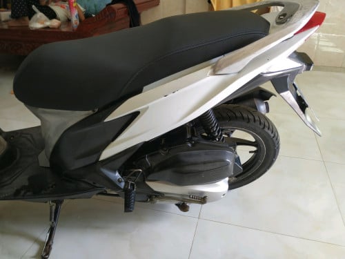 ម៉ូតូលក់បាត់កាត