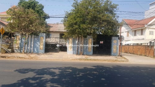 ទីតាំងល្អ