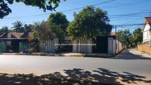 ទីតាំងល្អ