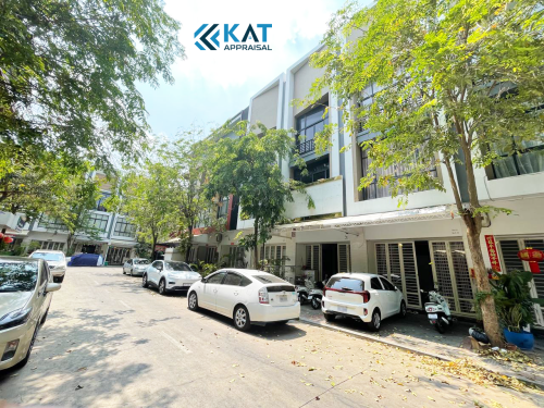 ផ្ទះអាជីវកម្មសម្រាប់លក់ បុរីប៉េងហួតបឹងស្នោ