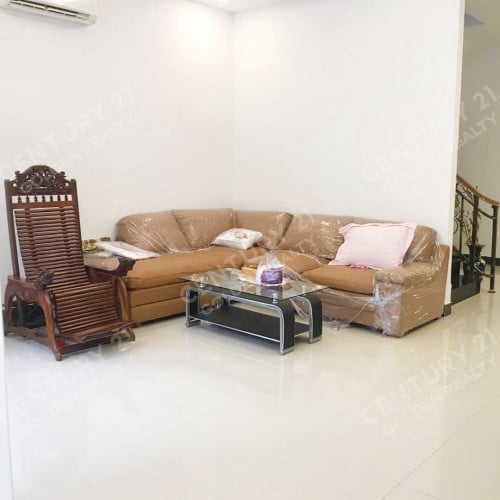 វីឡាភ្លោះសម្រាប់លក់បន្ទាន់ខ្លាំង!