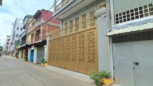 អាគារខុនដូសម្រាប់ជួល នៅជិតផ្សារដើមគរ