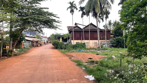 ដីអាជីវកម្មសម្រាប់លក់