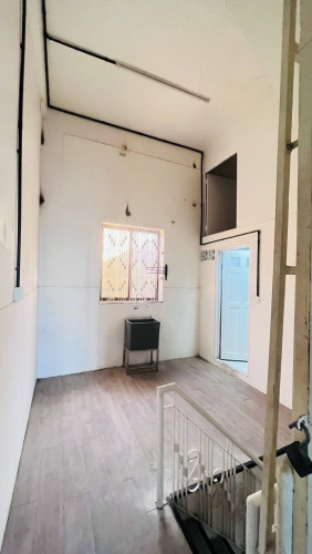 ផ្ទះអាជីវកម្មសម្រាប់ជួល នៅទួលទំពូង