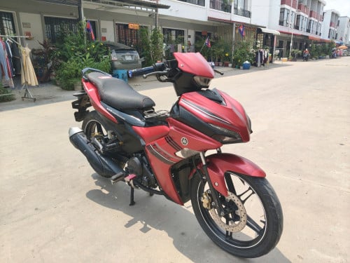 ម៉ូតូស្អាតថ្មីឆ្នាំ022 ម៉ាស៊ីនតាន់អត់កាតទេ