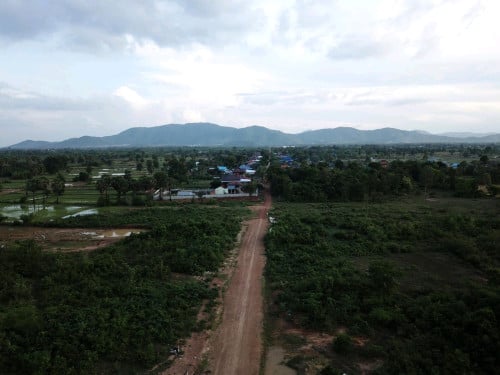 ដីជួល12ហិតា 8,000ដុល្លារ/មួយខែ ស្ថិតនៅក្រុងច្បារមន