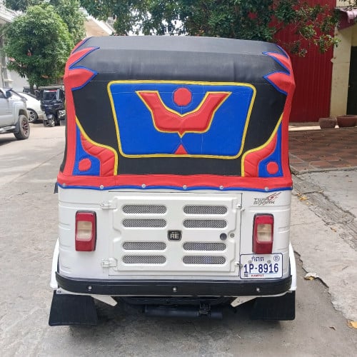 លក់ 1350$ ឆ្នាំ19 កង់បីស្អាត