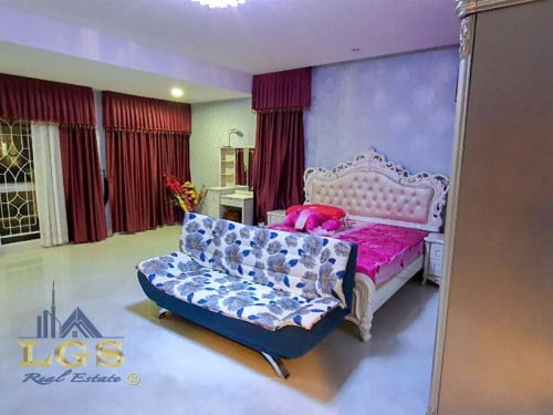 វីឡាទោល ចាស្មីនណា សម្រាប់លក់ និងជួល ️ទីតាំងបុរីប៉េងហួត អ៊េមឺរ៉លដ៏ ជិតផ្សារទំនើបអុីអន2.