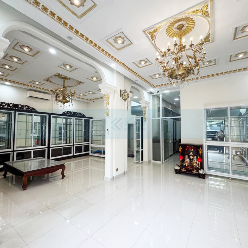 ផ្ទះអាជីវកម្ម 2 ល្វែង សម្រាប់ជួល | Shophouse For (2) Rent