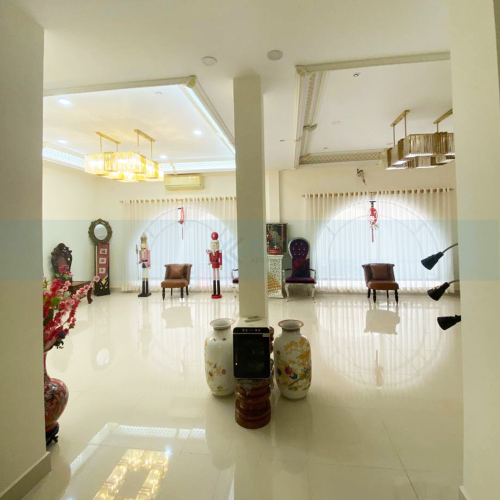ផ្ទះអាជីវកម្ម 2 ល្វែង សម្រាប់ជួល | Shophouse For (2) Rent
