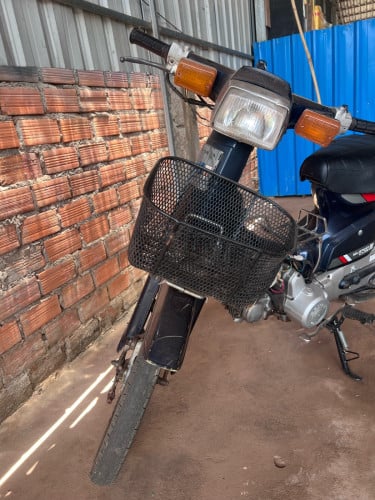 លក់មូតូតម្លៃ200$ចរចាបានតិចតួច