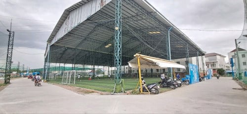 紧急出售土地:位于2004路发展区(黄金投资机会!)