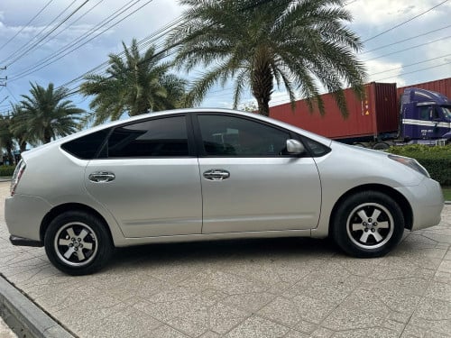ឡានលក់ឆ្នាំ2005 Full ឡានស្អាតលក់8800$