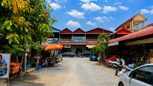 តូបផ្សារថ្នល់ទទឹងលក់25000$ទំហំ2X3Telegram:069966951/099611415