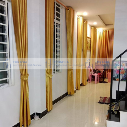 ផ្ទះលក់តម្លៃ $48,000! វីឡាភ្លោះស្អាត ប្លង់រឹង លើផ្លូវធំទូលាយ ១០ម៉ែត្រ។ ទីតាំងល្អ ជិតគម្រោងធំៗ