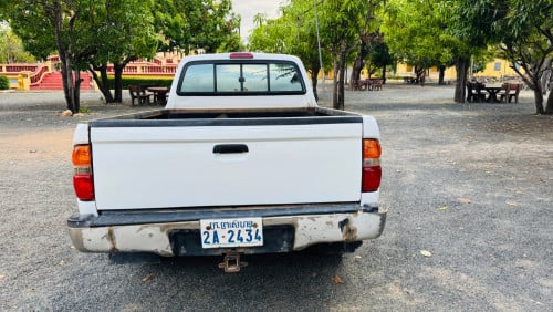 ឡានលក់ ឆ្នាំ 98 ហ្គាសហើយ