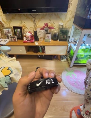 ខ្សែដៃស្ព័រ Adidas ម៉ូដទាន់សម័យ និងទាក់ទាញ!