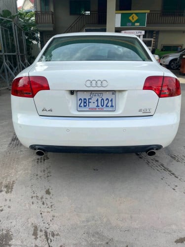 ឡានលក់ Audi A4 2006 full option ឡានស្អាតស៊ីសាំងតិច ឯកសារគ្រប់តំលៃ9000$ចរចា0966074444