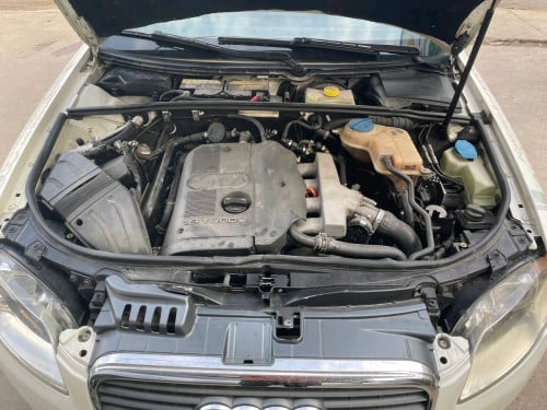 ឡានលក់ Audi A4 2006 full option ឡានស្អាតស៊ីសាំងតិច ឯកសារគ្រប់តំលៃ9000$ចរចា0966074444