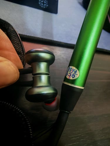 កាសទិញមកអត់សូវប្រើ earphone Best sound pro