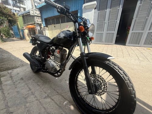 ចង់លក់ម៉ូតូ FTR កំលាំង 230cc ទឹកថ្នាំសុីនមួយជុំ