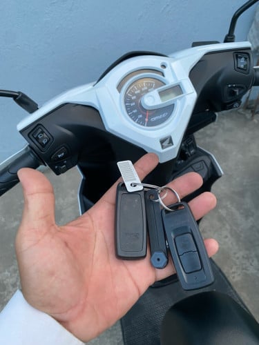 ថ្មីណាស់ Honda Beat 2025 ម្ចាស់ដេីម