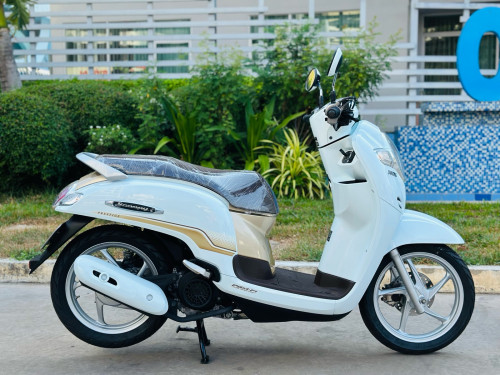 ផែនម៉ូតូស្អាតខ្ចី HONDA SCOOPY I 021ក្រុមហ៊ុនNCX ម៉ាស៊ីនអេមហាប់នែនស្ងាត់សំណុំហ្សីន95%ជិះស្រួលមានពន្ធ
