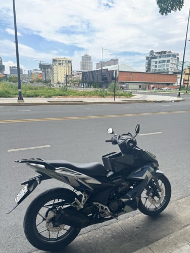 លក់ Honda winer x 019សានុំ មានសោស្មាតkeyទៀតបងបងមានពន្ធកាត់គ្រីឯកសាគ្រប់លេខខេត្តបាត់តំបងបងបង