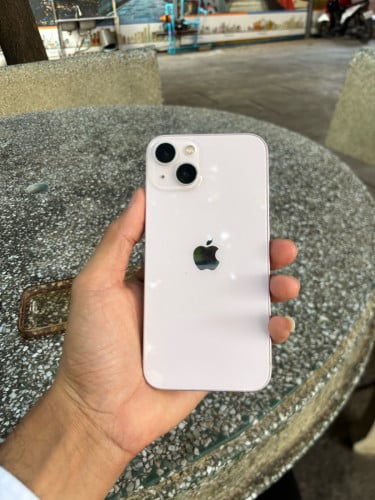 ចង់លក់iPhone 13នៅសានុំសិនអត់ទាន់ដោះលក់ប្រញាប់លុយ