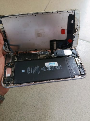 លក់iphone 7 plus ខូចអេក្រង់ម៉ាស៊ីននៅដំណើរការអត់មានជាប់ icloud ទេ