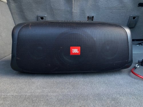 ខ្ញុំចង់លក់ JBL Basspro go