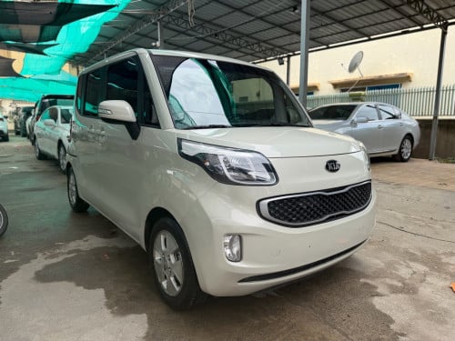 លក់ Kia Rey 013 ឡានស្អាត ក្រដាស់ពន្ធ ធានាអត់ច្រេស 8500$