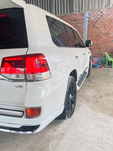 ឡានលក់Land cruiser 2009 upgrade to 2021 full option ឡាន​ស្អាតអត់ប៉ះបុក ឯកសារគ្រប់ តំលៃចរចា0966074444