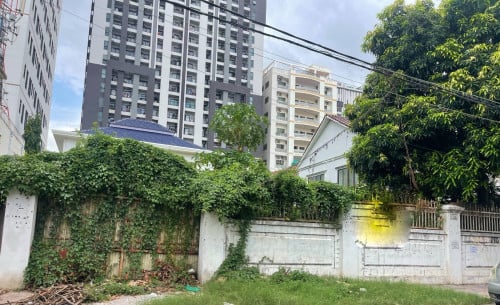 ដីសម្រាប់លក់:Lend for sell  ទីតាំង:សង្កាត់បឹងកក់1 ខណ្ឌទួលគោក