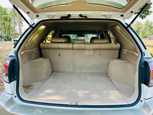 ឡានលក់មួយគ្រឿងLexus RX300សេរីឆ្នាំ2001ប៉ុង1Half Fullឡានសុំណុំតំលៃ13900$ចរចារសំរាប់បងប្អូនរកឡានស្អាត