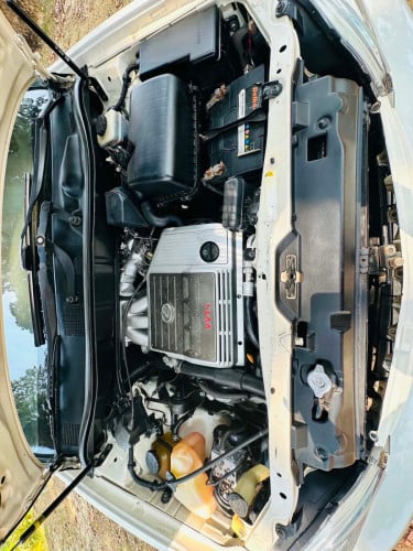 ឡានលក់មួយគ្រឿងLexus RX300សេរីឆ្នាំ2001ប៉ុង1Half Fullឡានសុំណុំតំលៃ13900$ចរចារសំរាប់បងប្អូនរកឡានស្អាត