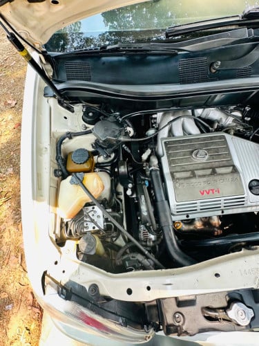 ឡានលក់មួយគ្រឿងLexus RX300សេរីឆ្នាំ2001ប៉ុង1Half Fullឡានសុំណុំតំលៃ13900$ចរចារសំរាប់បងប្អូនរកឡានស្អាត