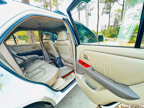 ឡានលក់មួយគ្រឿងLexus RX300សេរីឆ្នាំ2001ប៉ុង1Half Fullឡានសុំណុំតំលៃ13900$ចរចារសំរាប់បងប្អូនរកឡានស្អាត