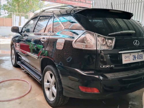 ឡានលក់Lexus Rx330ឆ្នាំ2004 ពាក់កណ្តាលហ្វូលប៉ុង1 ឡានស្អាតតំលៃ16300$ចរចា0966074444