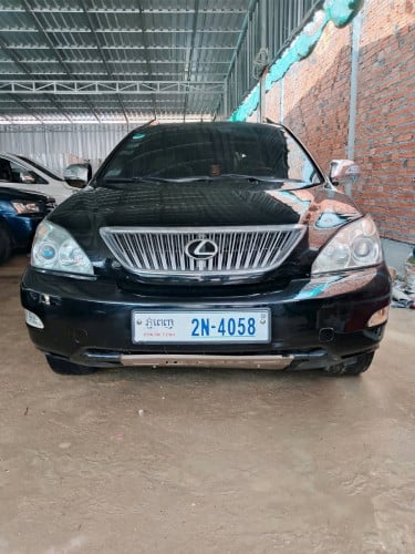 ឡានលក់Lexus Rx330ឆ្នាំ2004 ពាក់កណ្តាលហ្វូលប៉ុង1 ឡានស្អាតតំលៃ16300$ចរចា0966074444